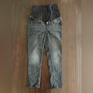 H&M MAMA Maternity Push Up Ankle Jeggings Size Medium Color Black